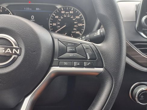 Used 2023 Nissan Altima 2.5 SV FWD image 26