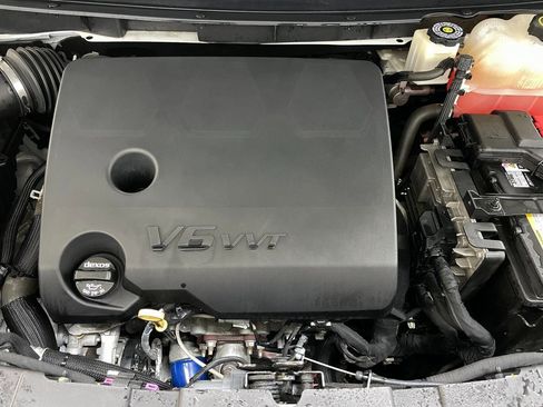 Used 2018 Buick Enclave Premium w/ Experience Buick Package image 53