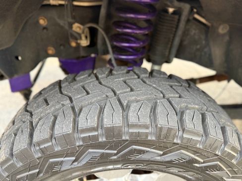 Used 2012 Ford F250 XLT w/ XLT Value Pkg image 2