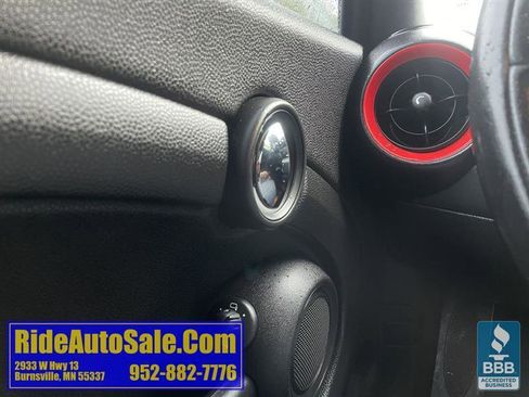 Used 2010 MINI Cooper Convertible FWD image 33