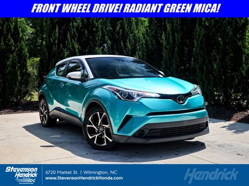Used 2018 Toyota C-HR XLE image 1