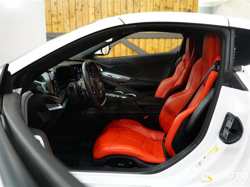 Used 2026 Chevrolet Corvette Stingray Coupe w/ 1LT RWD image 18