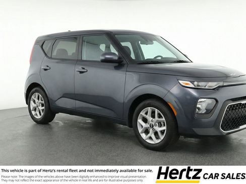 Used 2025 Kia Soul LX w/ LX Technology Package FWD image 1