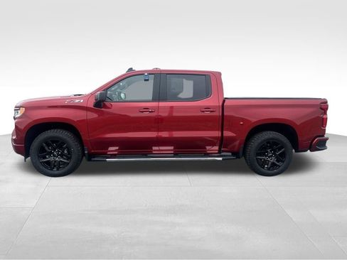 Used 2023 Chevrolet Silverado 1500 RST image 2