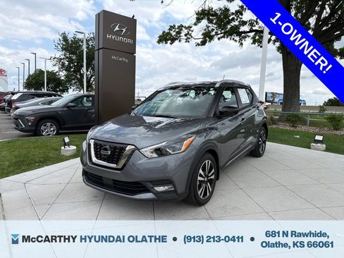 Used 2020 Nissan Kicks SR w/ SR Premium Package FWD image 1