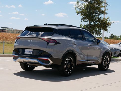 Used 2024 Kia Sportage SX FWD image 9