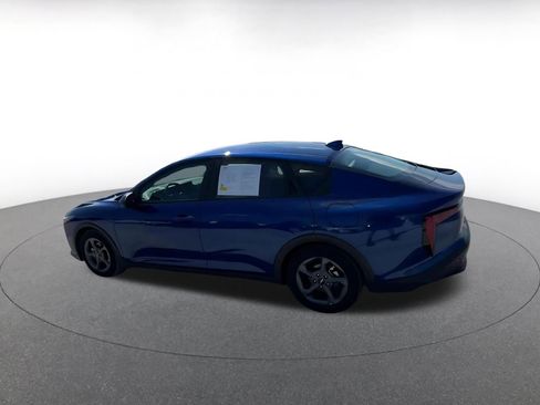 Used 2025 Kia K4 LXS FWD image 10