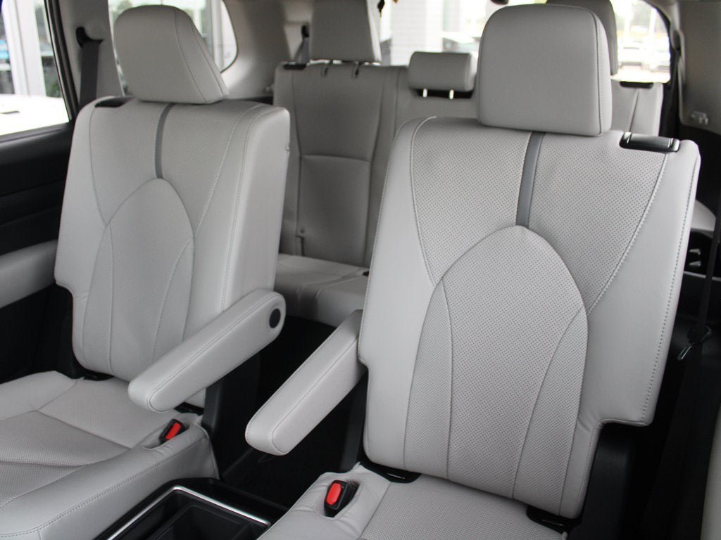 Certified 2026 Toyota Grand Highlander AWD image 33