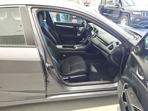 Used 2019 Honda Civic Sport image 19