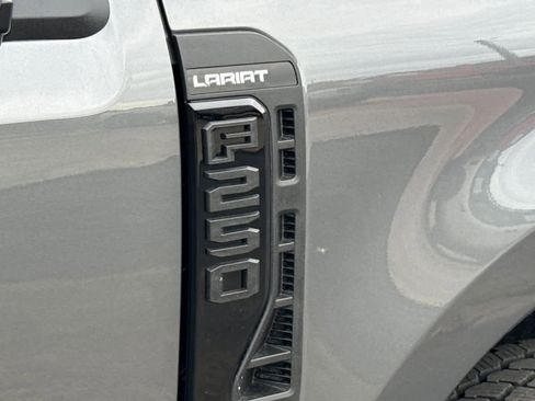 New 2026 Ford F250 Lariat w/ Black Appearance Package image 7