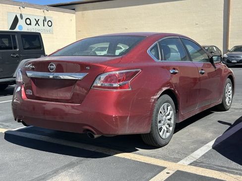 Used 2015 Nissan Altima 2.5 S w/ Power Driver Seat Package FWD image 2