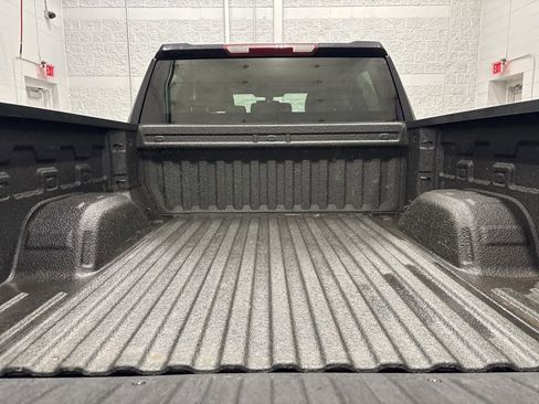 Used 2022 Chevrolet Silverado 1500 RST w/ Z71 Off-Road Package image 6