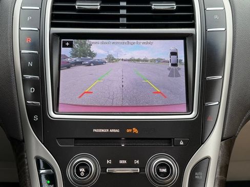 Used 2019 Lincoln Nautilus Select FWD image 42