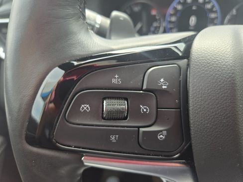 Used 2023 Buick Enclave Avenir w/ Avenir Technology Package AWD/4WD image 15