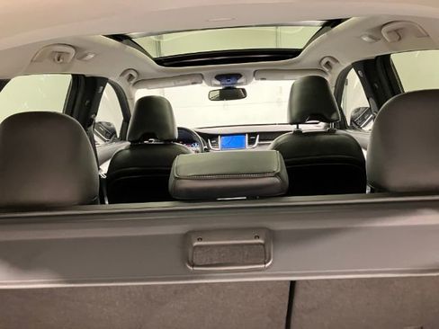 Used 2019 INFINITI QX50 Essential w/ Premium Heat Package AWD/4WD image 30