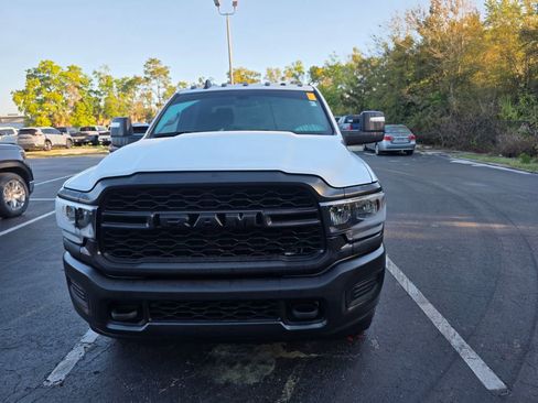 Used 2024 RAM 2500 Tradesman image 2