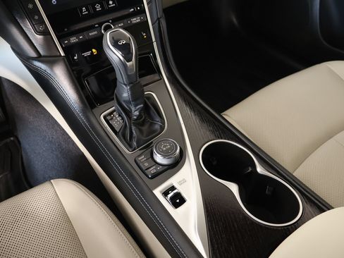 Used 2023 INFINITI Q50 Sensory w/ All Weather Package AWD/4WD image 9