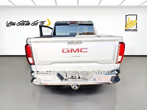 New 2026 GMC Sierra 1500 SLE w/ Preferred Package image 6