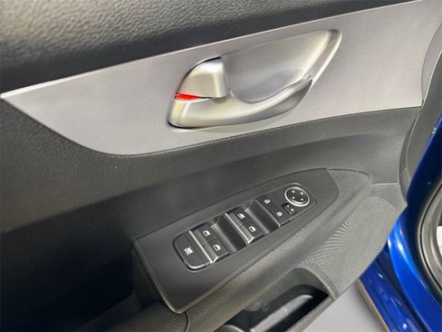 Certified 2024 Kia Forte LXS w/ LXS Technology Package image 14