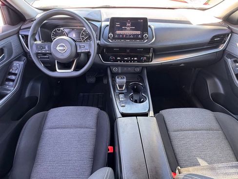 Certified 2023 Nissan Rogue SV image 19