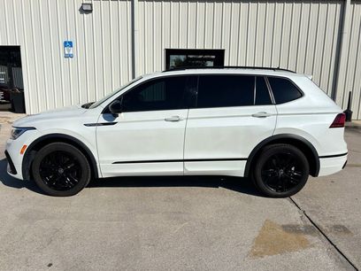 Used 2022 Volkswagen Tiguan SE R-Line