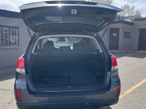 Used 2014 Subaru Outback 2.5i Limited AWD/4WD image 23