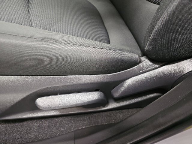 Certified 2025 Toyota RAV4 LE AWD/4WD image 17