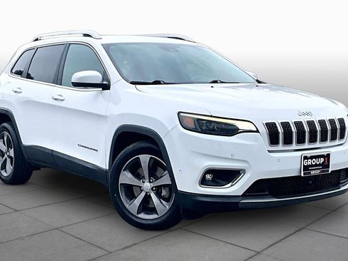 Used 2019 Jeep Cherokee Limited w/ Technology Group FWD image 3