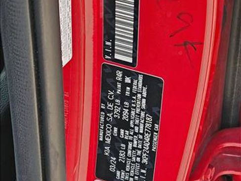 Used 2024 Kia Forte LXS image 23