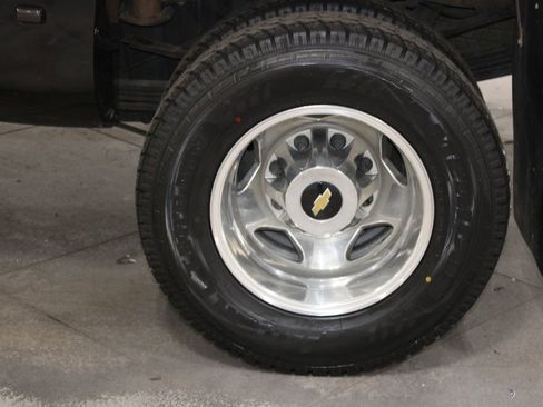 Used 2015 Chevrolet Silverado 3500 High Country w/ Duramax Plus Package AWD/4WD image 57