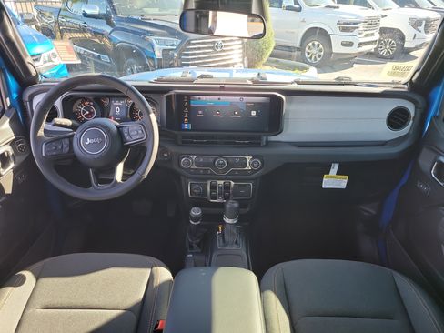 Used 2026 Jeep Wrangler Sport S image 13