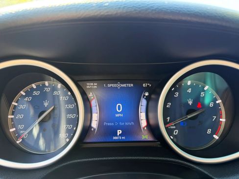 Used 2014 Maserati Ghibli RWD image 23