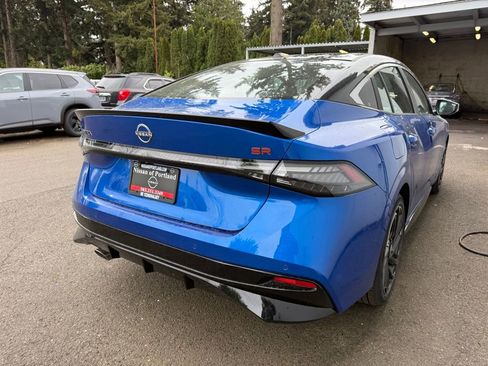 New 2026 Nissan Sentra SR w/ SR Premium Package image 7