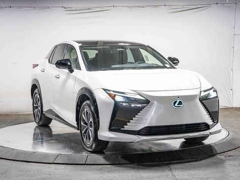 Used 2024 Lexus RZ 300e Premium FWD image 5
