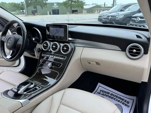Used 2015 Mercedes-Benz C 300 4MATIC Sedan image 45