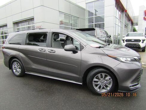 Certified 2023 Toyota Sienna XLE w/ XLE Plus Package AWD/4WD image 1