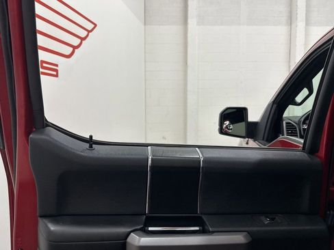 Used 2018 Ford F150 Platinum w/ Equipment Group 701A Luxury image 52