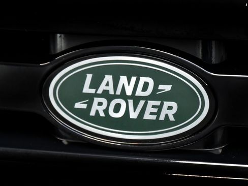 Used 2024 Land Rover Defender 130 X image 79