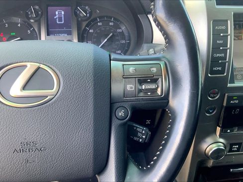 Used 2018 Lexus GX 460 Premium AWD/4WD image 22