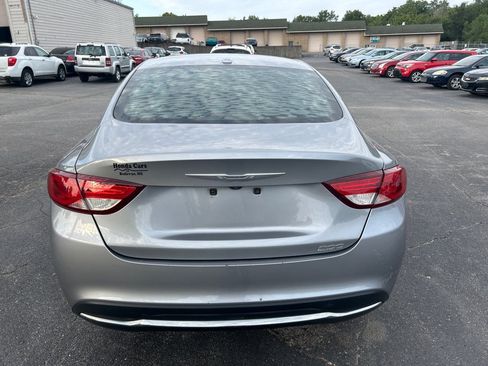 Used 2015 Chrysler 200 Limited w/ Convenience Group FWD image 7