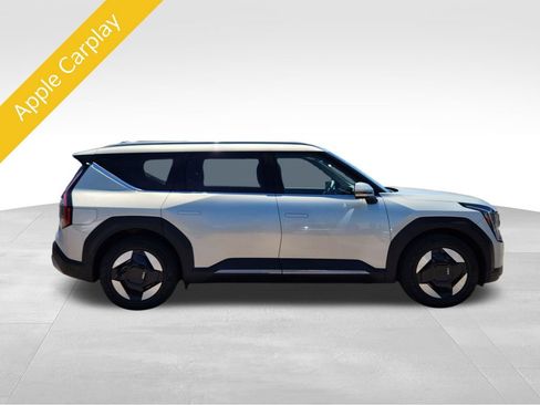 Certified 2024 Kia EV9 Wind AWD/4WD image 4
