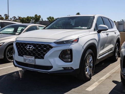 Used 2020 Hyundai Santa Fe SEL w/ Cargo Package FWD image 3