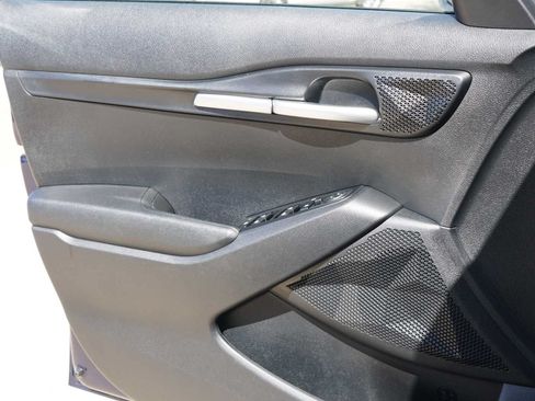 Certified 2026 Kia Seltos LX FWD image 16