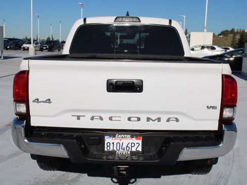 Used 2019 Toyota Tacoma SR5 image 4