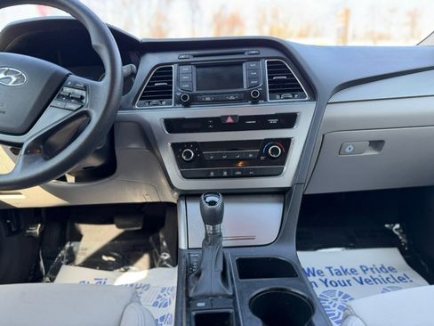 Used 2015 Hyundai Sonata SE w/ Option Group 09 image 23