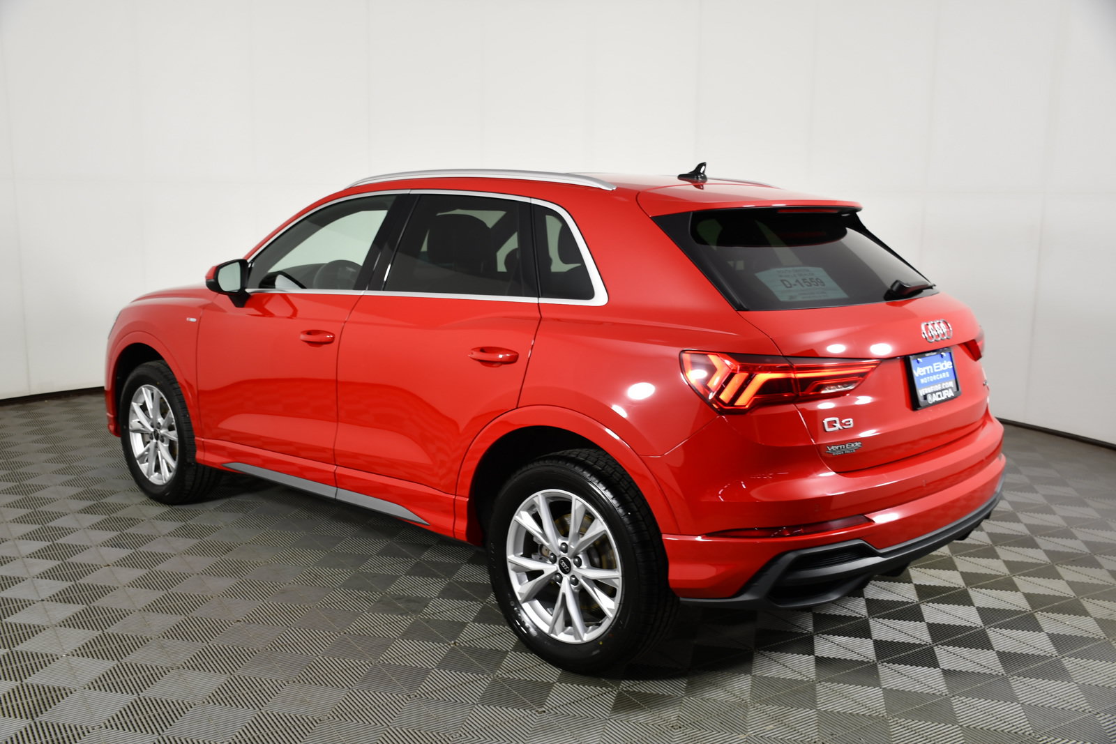 Used 2025 Audi Q3 2.0T Premium AWD/4WD image 8