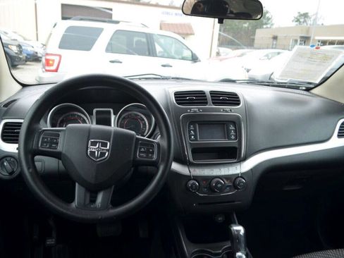 Used 2014 Dodge Journey American Value Package w/ Flexible Seating Group image 34