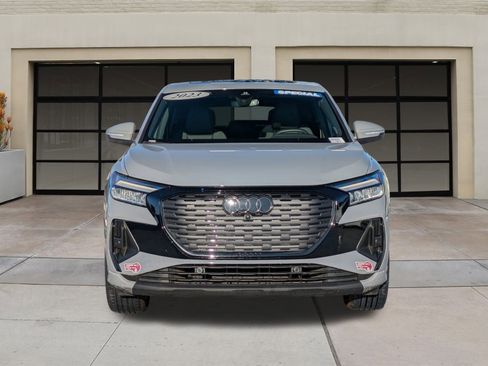 Used 2023 Audi Q4 e-tron Premium image 6