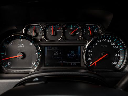 Used 2017 GMC Sierra 1500 SLT w/ Enhanced Driver Alert Package image 19