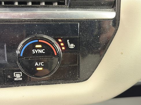 Certified 2023 Nissan Pathfinder SL AWD/4WD image 23
